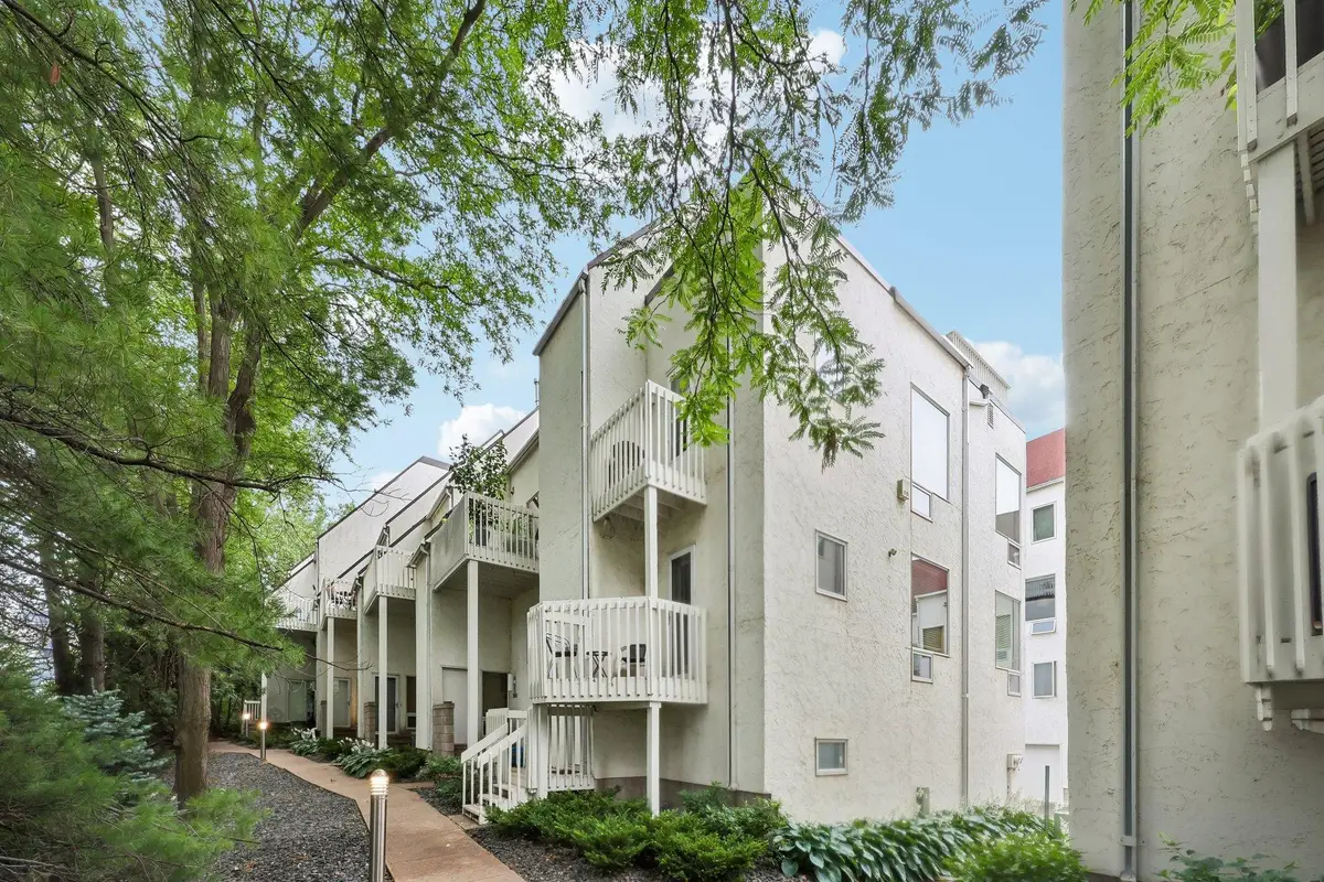 3058 Lake Shore Drive #A, Minneapolis, MN 55416 - #1