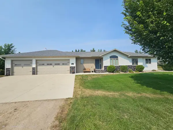 7580 Country Creek Road, Wahpeton, ND 58075