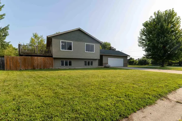 112 Parkside Street, Mankato, MN 56001