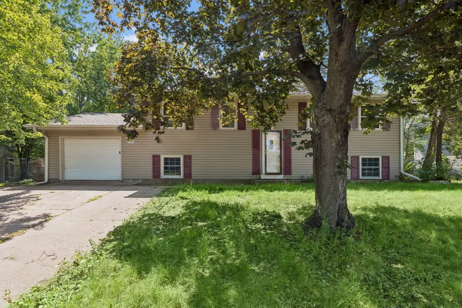 408 117th Avenue Nw, Coon Rapids, MN 55448 - #3