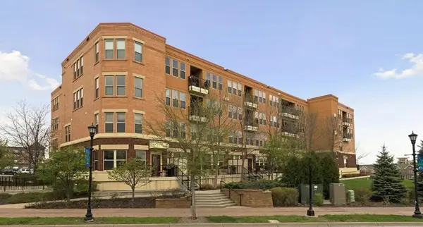150 E Burnsville Parkway #303, Burnsville, MN 55337