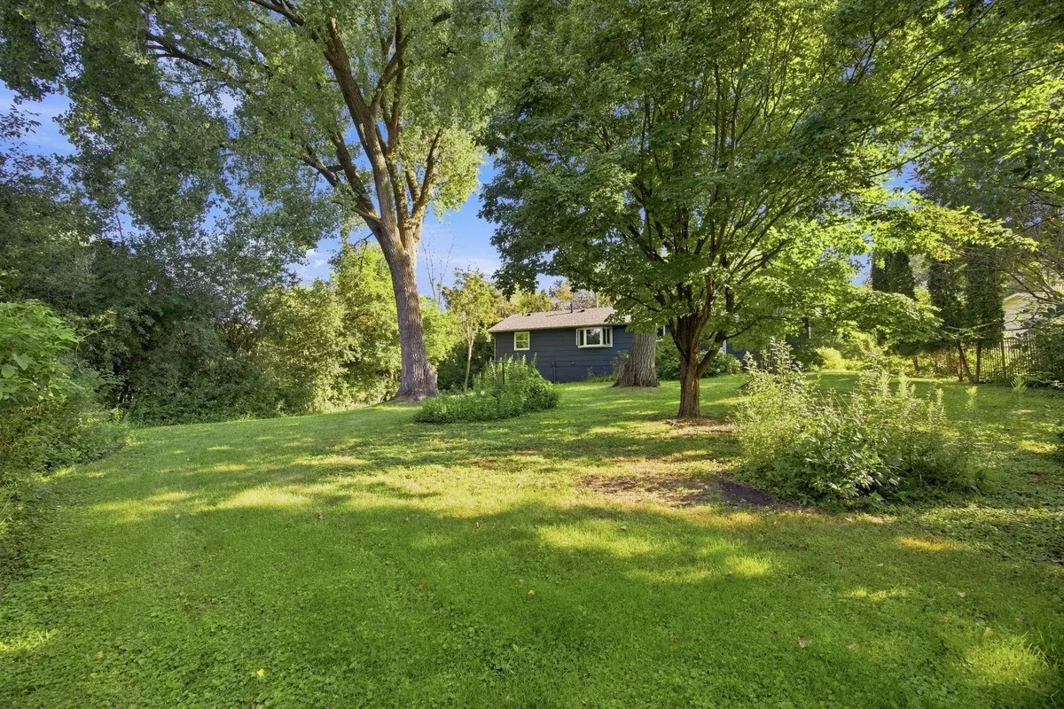 148 Ridgeview Ln, Wayzata, MN 55391 - #1