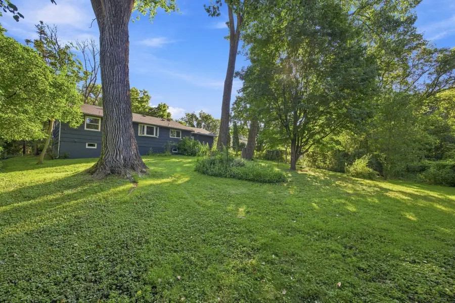 148 Ridgeview Ln, Wayzata, MN 55391 - #2