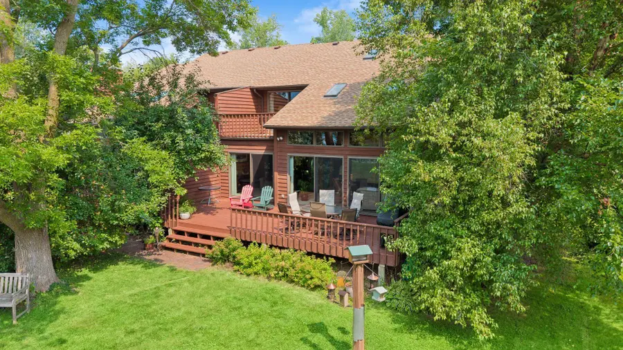225 Peninsula Road, Medicine Lake, MN 55441 - #3