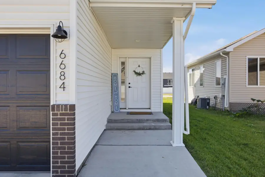 6684 Toronto Drive S, Fargo, ND 58104 - #3