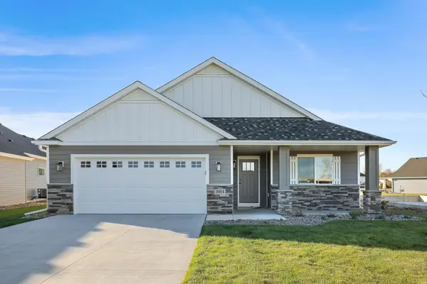 17742 Hoover Street Nw, Elk River, MN 55330