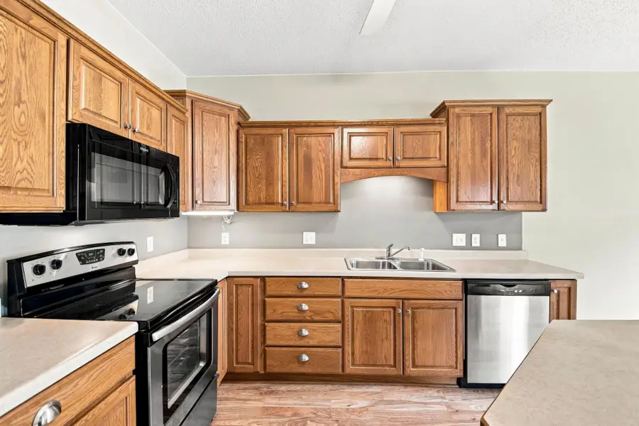 621 Ashley Lane, Owatonna, MN 55060 - #3