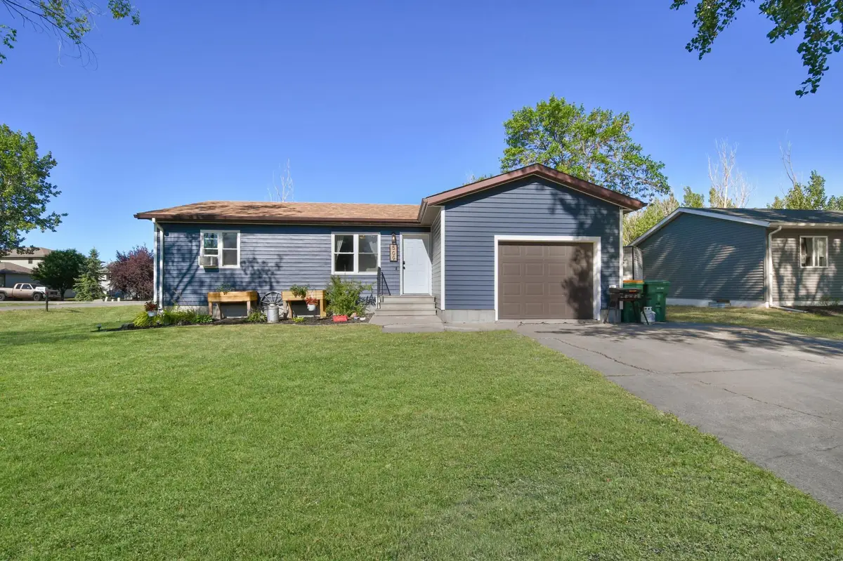 509 4th Street E, Horace, ND 58047 - #1