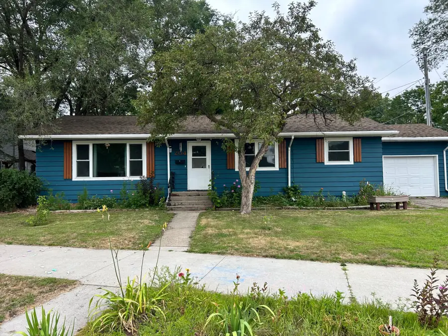 204 Homecrest Avenue Se, Wadena, MN 56482 - #2