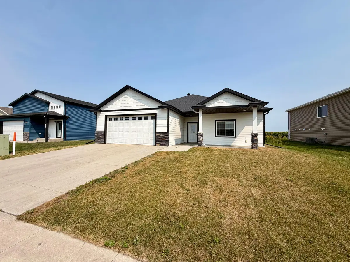 1506 6 Avenue Ne, Dilworth, MN 56529 - #1