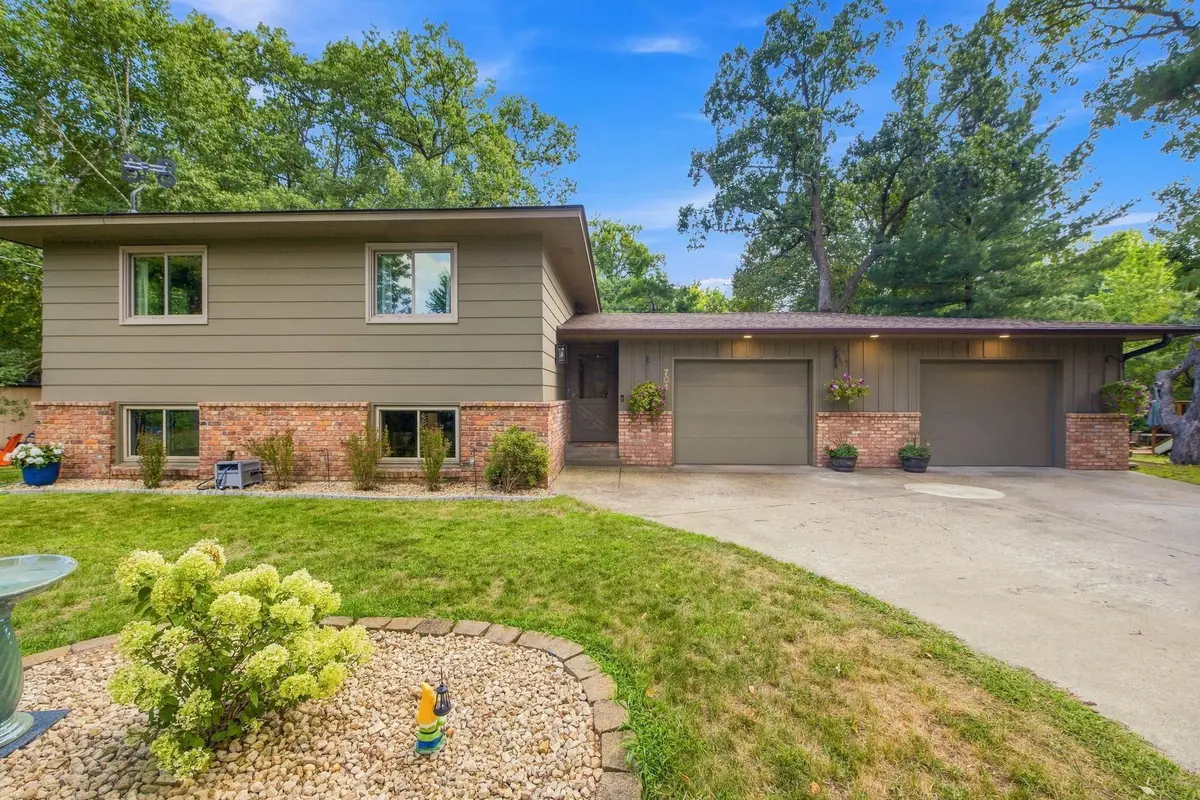 701 N Brookview Lane Sw, Isanti, MN 55040 - #1