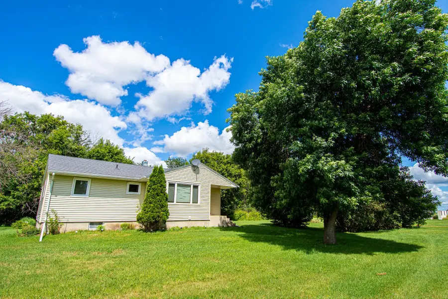 27774 330th Avenue Nw, Warren, MN 56762 - #2