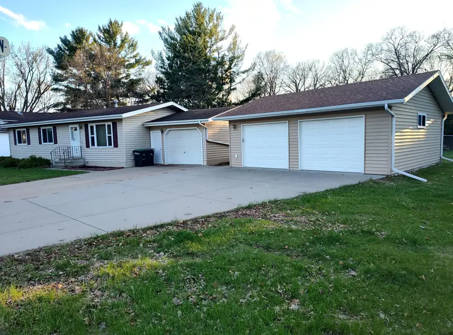 217 8th Street Nw, Little Falls, MN 56345 - #2