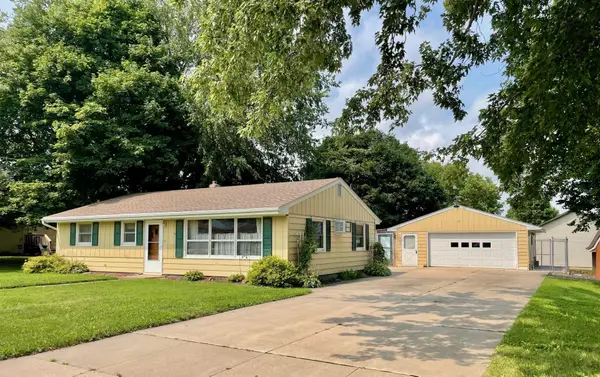 604 22nd Avenue Nw, Austin, MN 55912