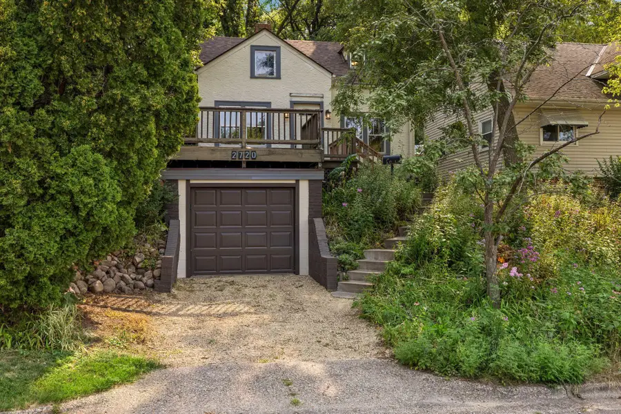 2720 Mcnair Drive N, Robbinsdale, MN 55422 - #2