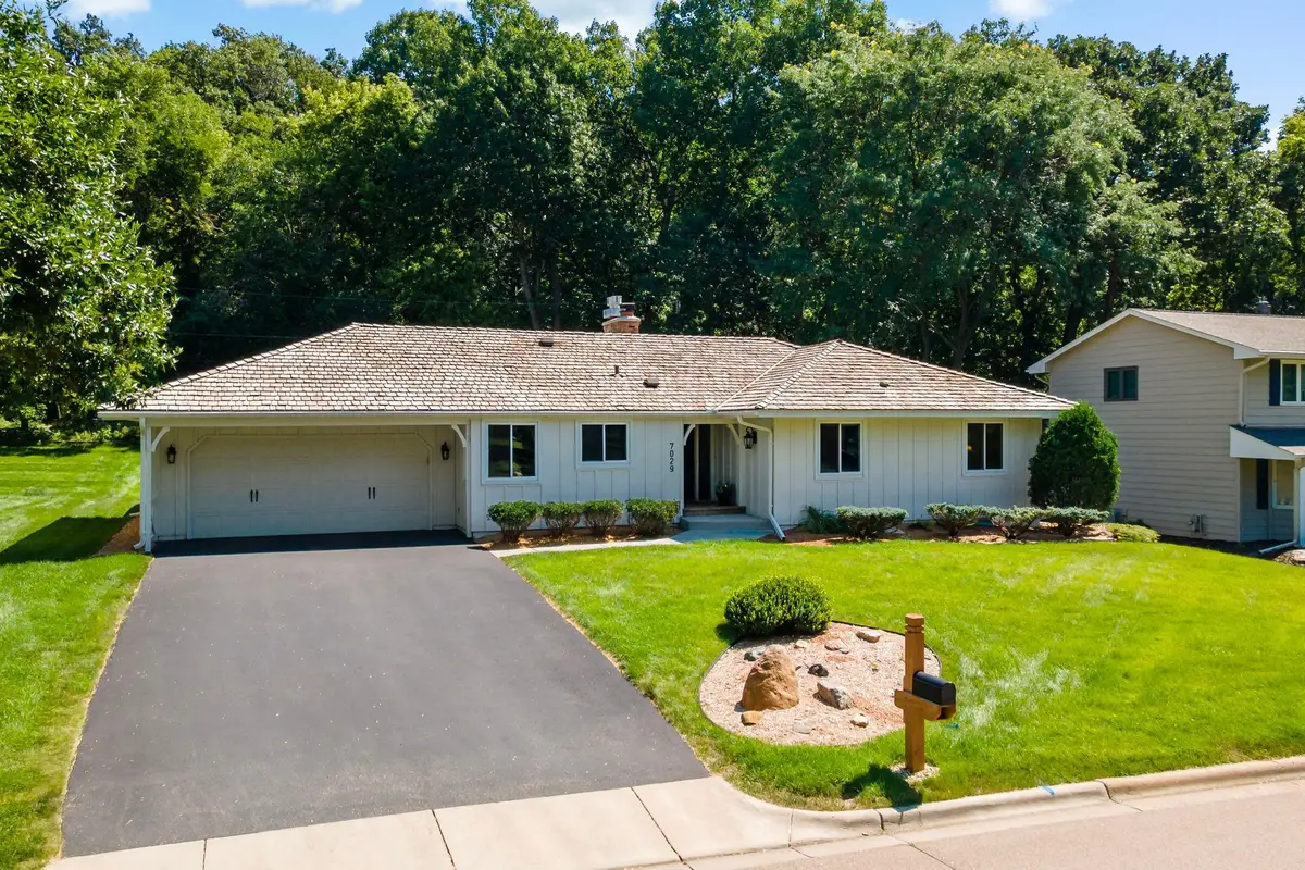 7029 Comanche Court, Edina, MN 55439 - #1