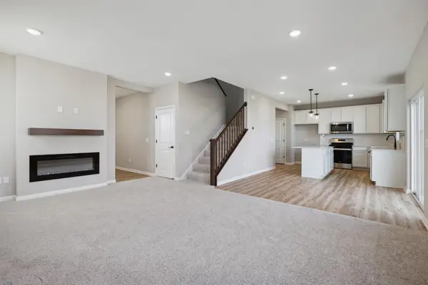 15022 Askeaton Place, Rosemount, MN 55068