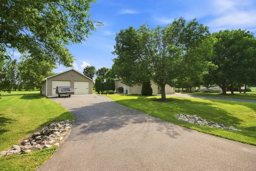 9081 13th Street Ne, Saint Michael, MN 55376 - #2