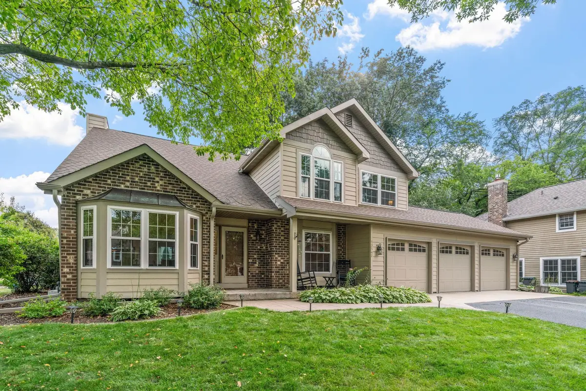13547 Essex Court, Eden Prairie, MN 55347 - #1