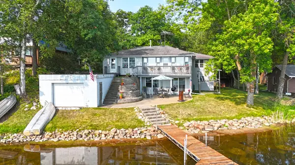 6048 Quinn Avenue Nw, South Haven, MN 55382