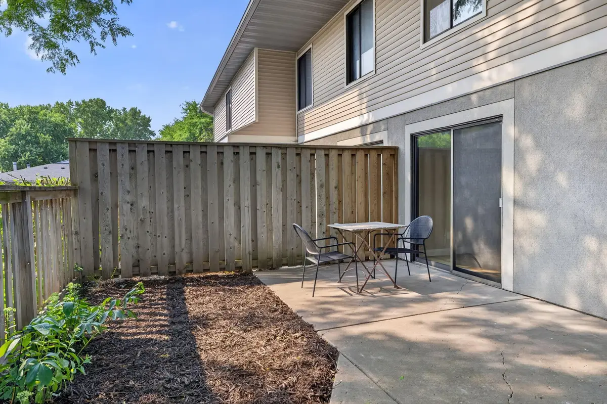 1211 Trailwood S, Hopkins, MN 55343 - #1