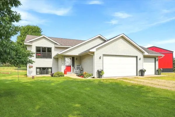 1498 142nd Street, New Richmond, WI 54017