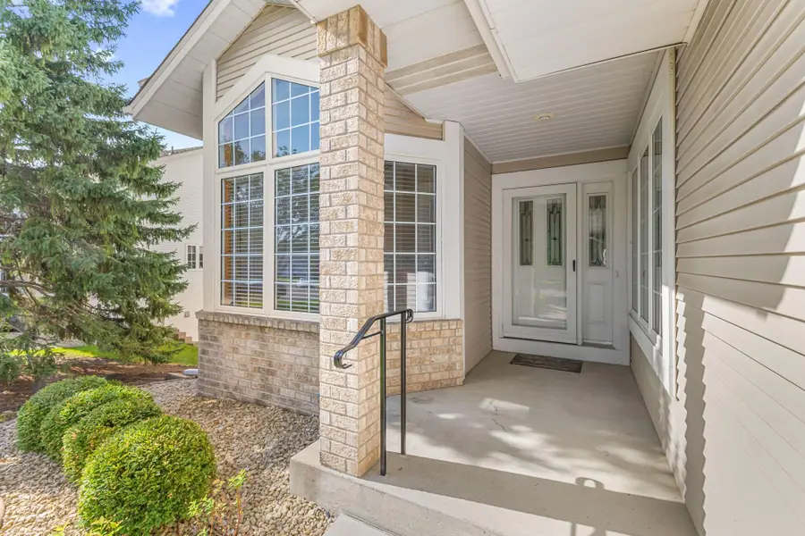 16505 42nd Avenue N, Plymouth, MN 55446 - #2