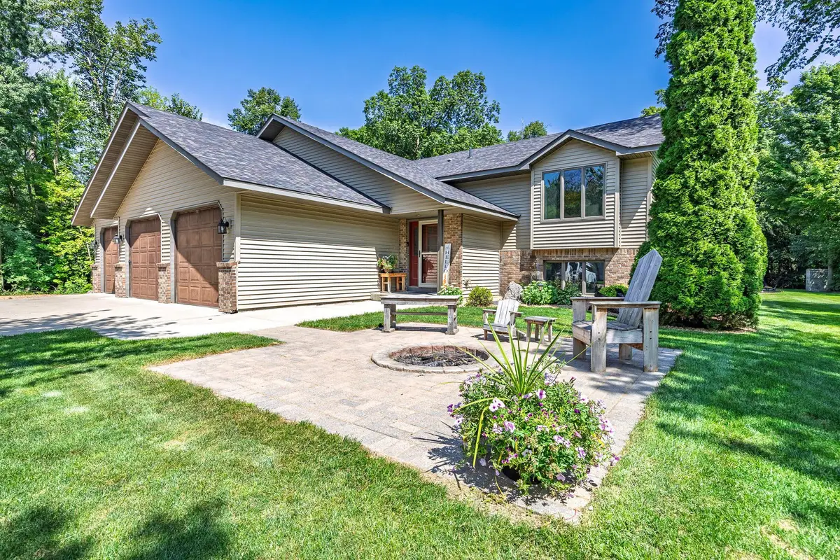 31955 Maple Haven, New Prague, MN 56071 - #1