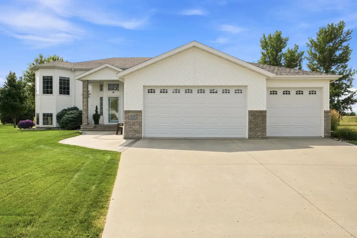 515 Cottonwood Drive, Casselton, ND 58012 - #1