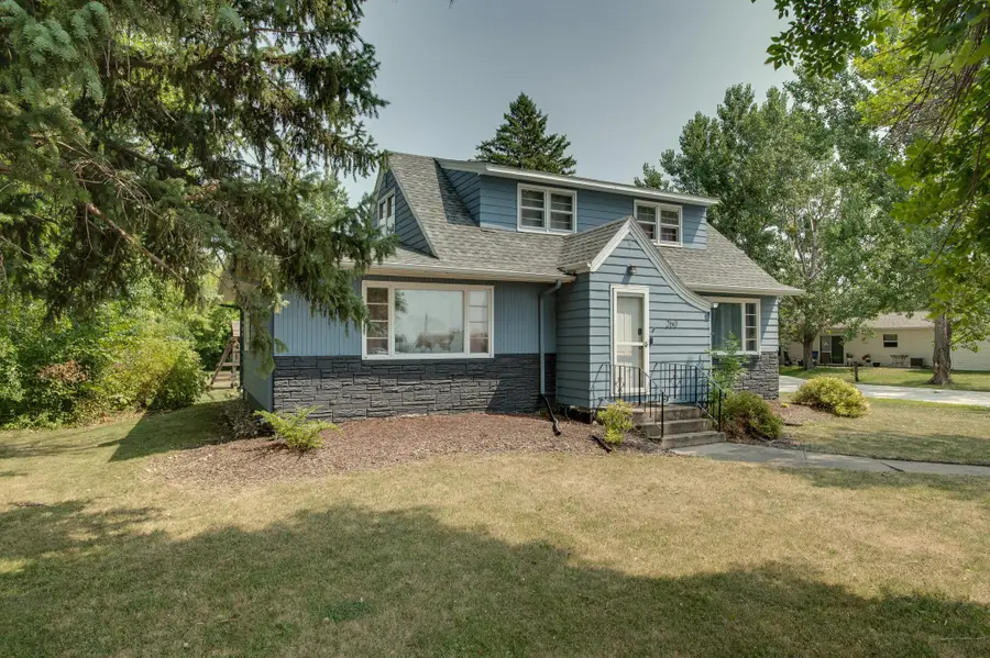 260 Main Street, Davenport, ND 58021 - #2
