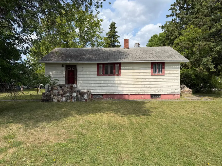 1222 Main Avenue, International Falls, MN 56649 - #3