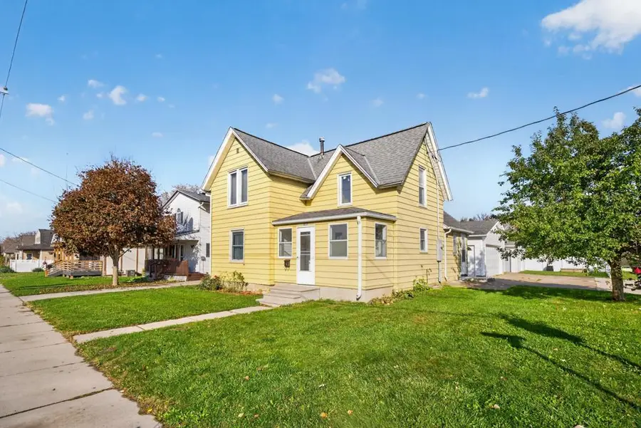121 6th Street Ne, Stewartville, MN 55976 - #2