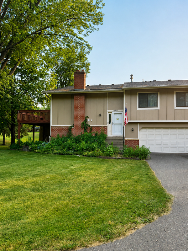 7566 E Fish Lake Road, Maple Grove, MN 55311