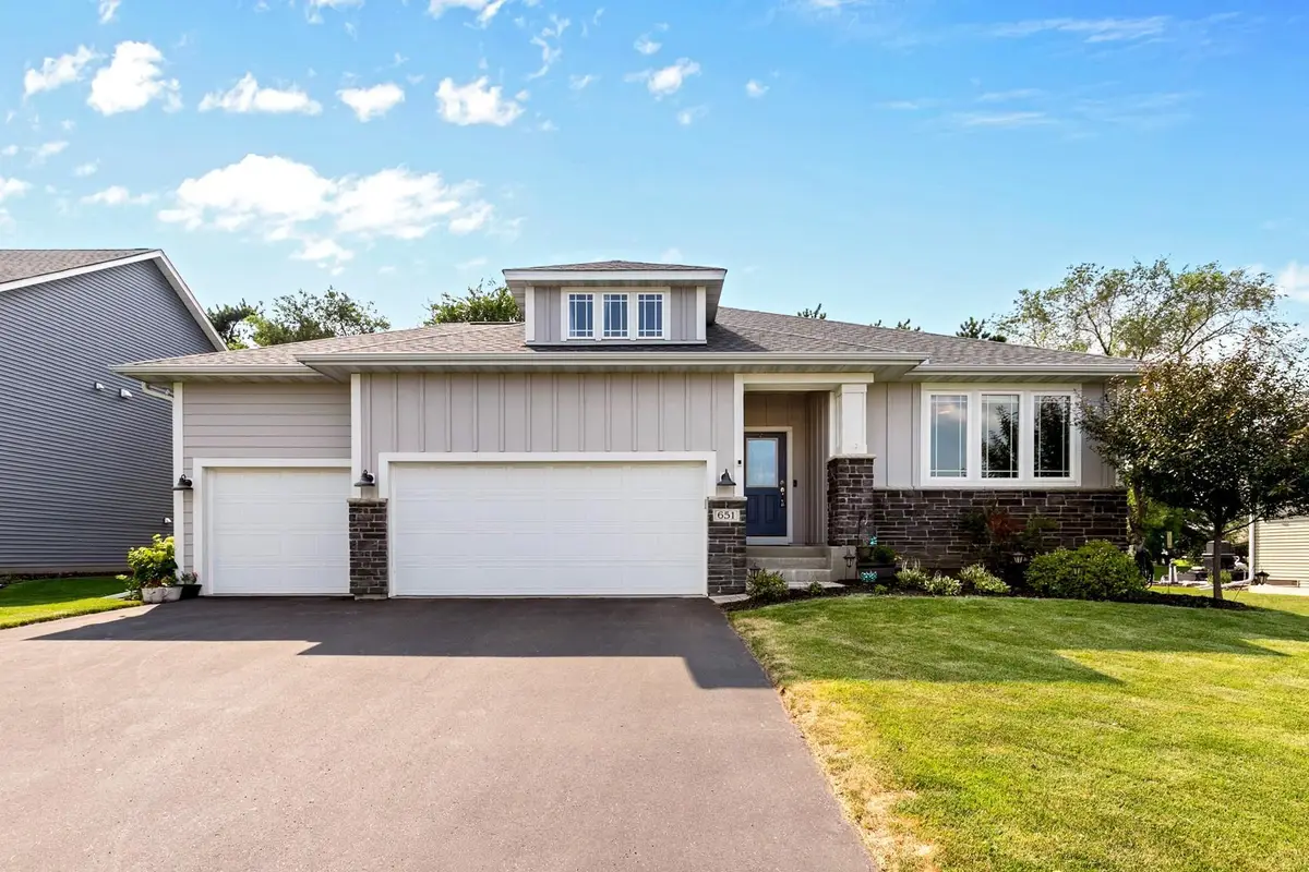 651 Elizabeth Way, Hudson, WI 54016 - #1