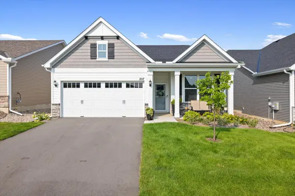 207 Liberty Heights Drive, Chaska, MN 55318