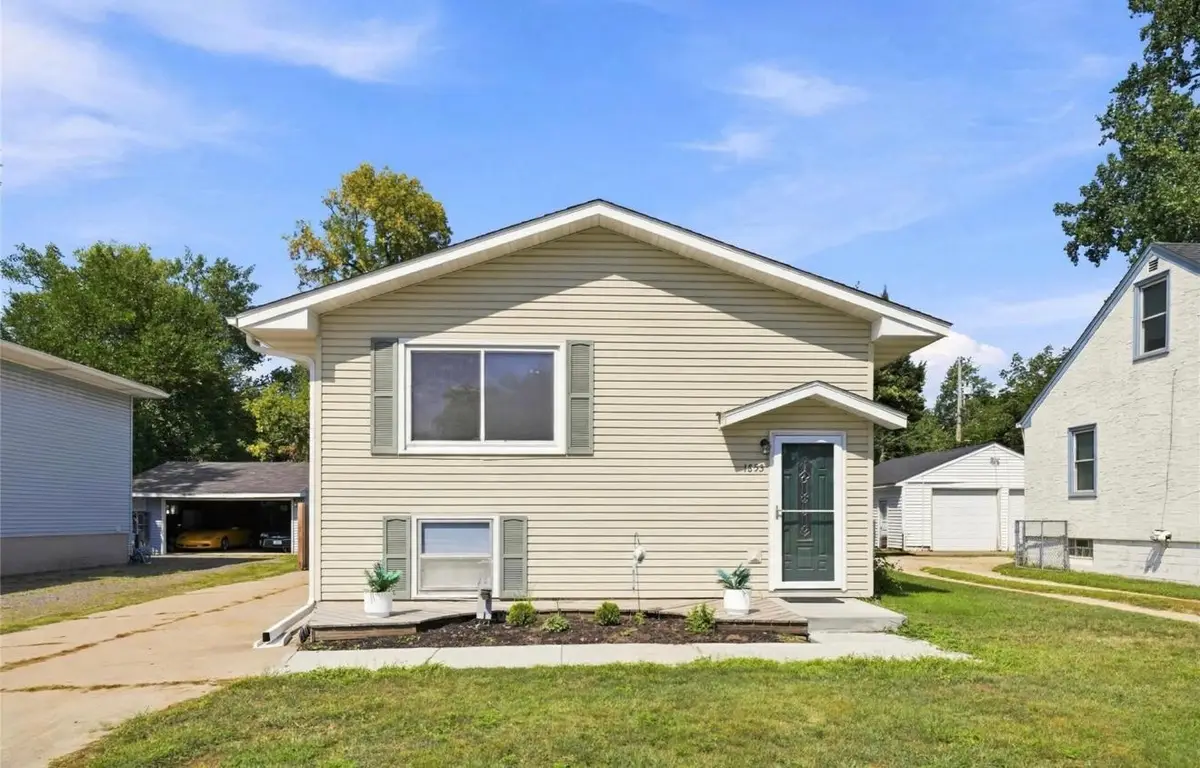 1893 Highway 96 E, White Bear Lake, MN 55110 - #1
