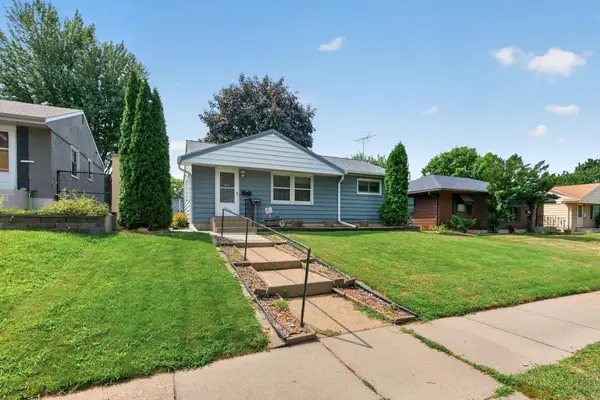 1586 Idaho Avenue E, Saint Paul, MN 55106
