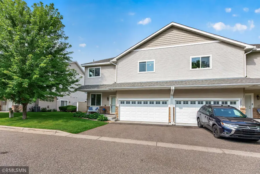 1289 County Road D Circle E #A, Vadnais Heights, MN 55109 - #2