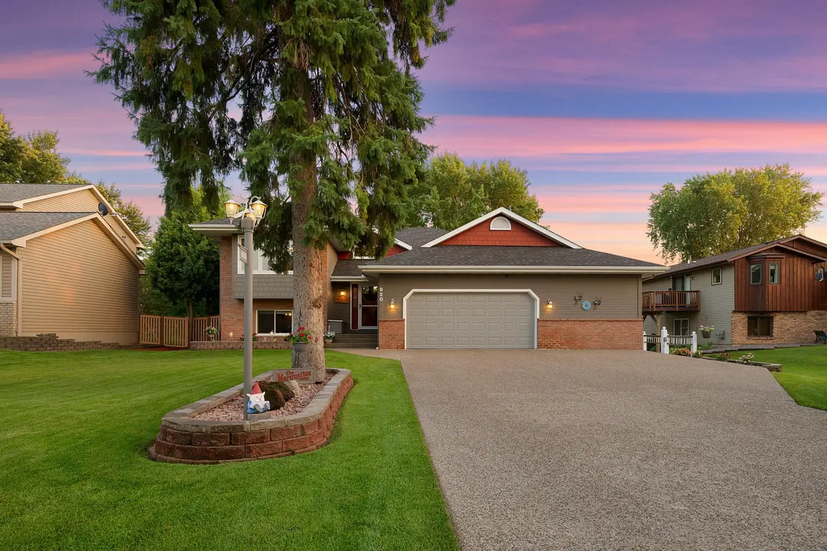 920 100th Lane Ne, Blaine, MN 55434 - #1