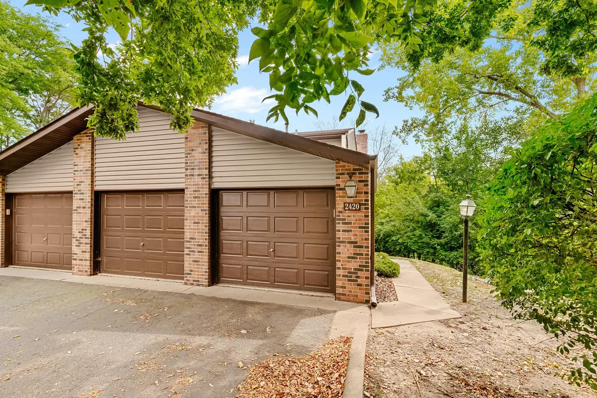 2420 Mendelssohn Lane N #5, Golden Valley, MN 55427 - #1