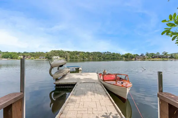 565 Sunset Lane, Hudson, WI 54016