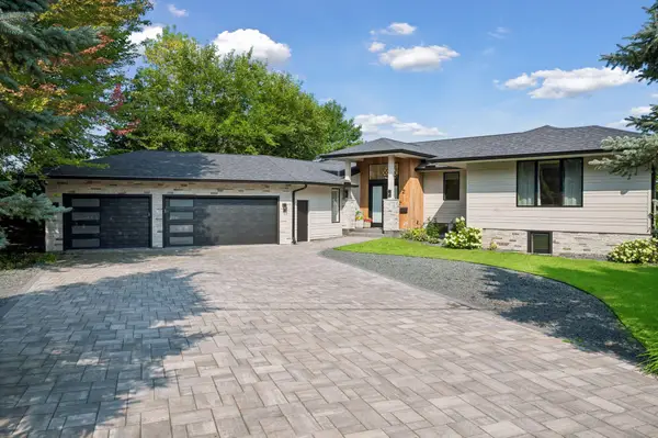 2 Maclynn Road, Excelsior, MN 55331