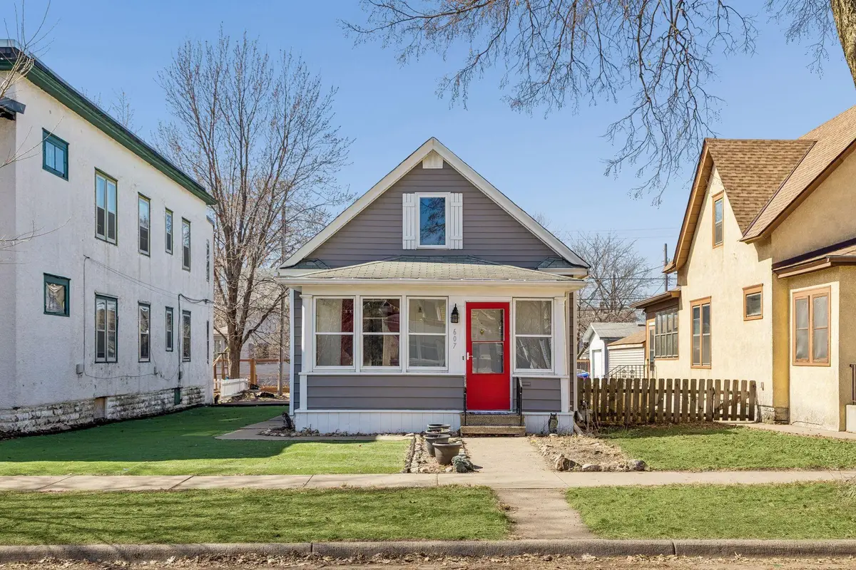 607 Simpson Street, Saint Paul, MN 55104 - #1