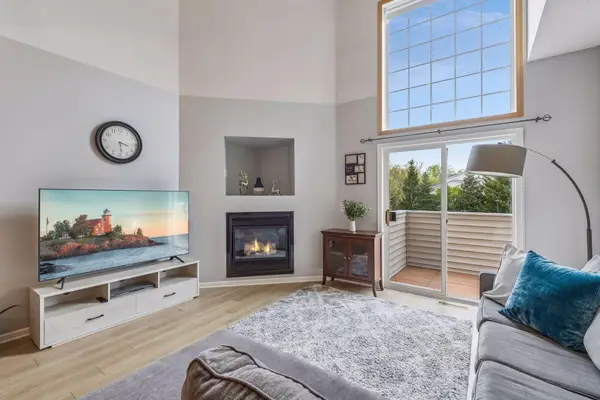 17679 Hackberry Court, Eden Prairie, MN 55347