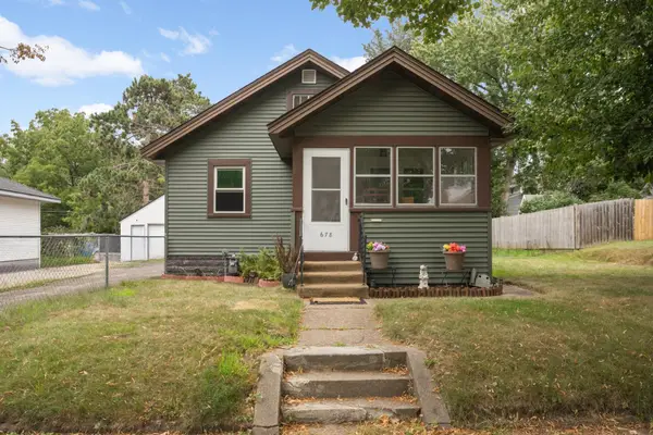 678 Hazel Street N, Saint Paul, MN 55119
