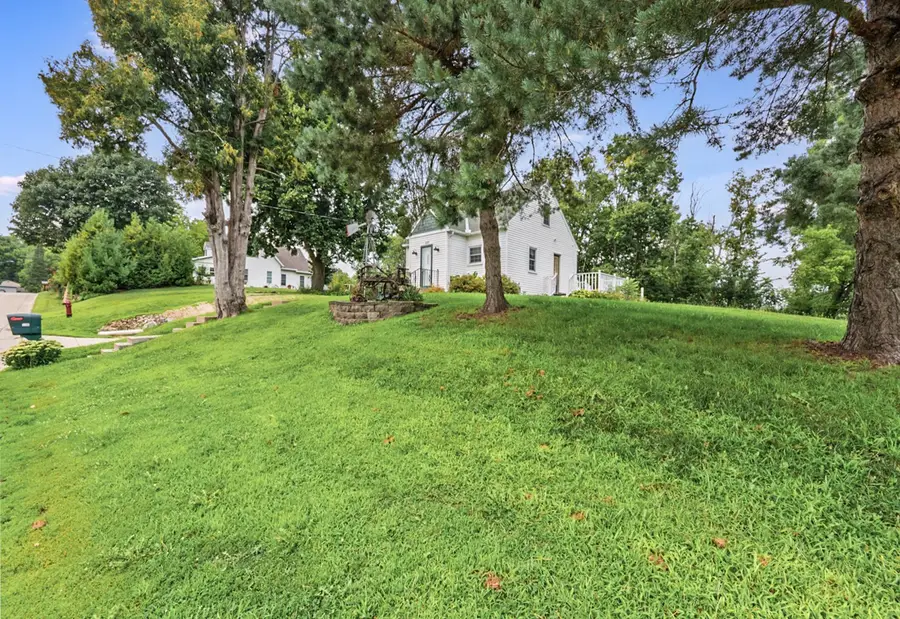 220 Green Street W, Waterville, MN 56096 - #2