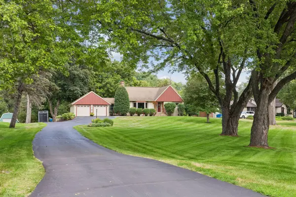 3240 Lilac Drive N, Golden Valley, MN 55422