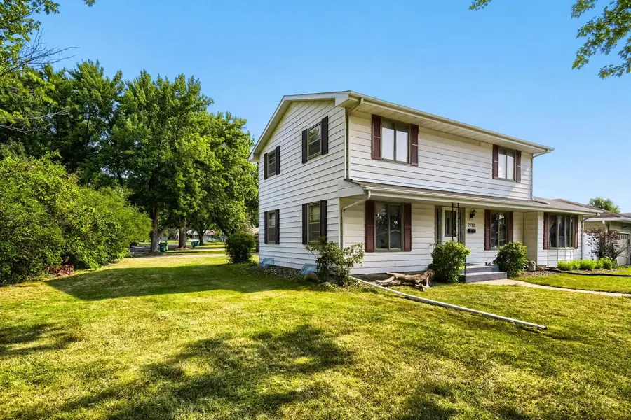7932 38 1/2 Avenue N, New Hope, MN 55427 - #2