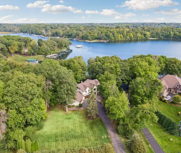 4080 Dahl Road, Orono, MN 55364