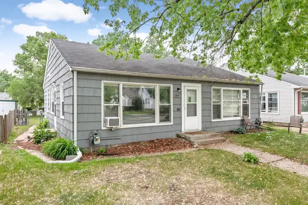 3839 Quail Avenue N, Robbinsdale, MN 55422